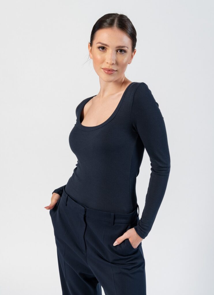 22430590902_1400x1400